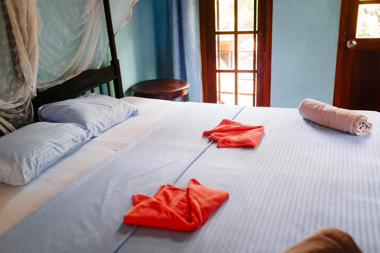 Sunny Family Hotel Unawatuna Room photo