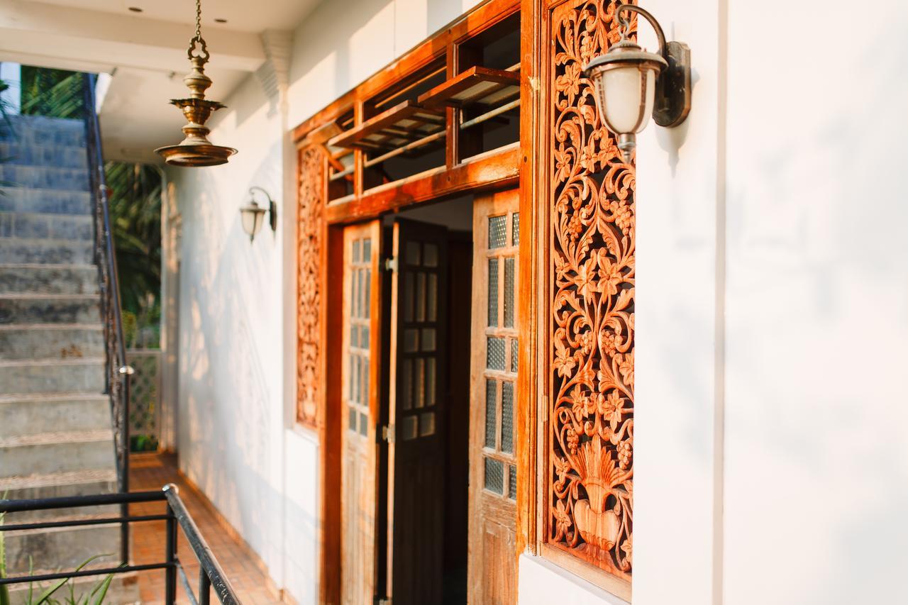 Sunny Family Hotel Unawatuna Exterior photo